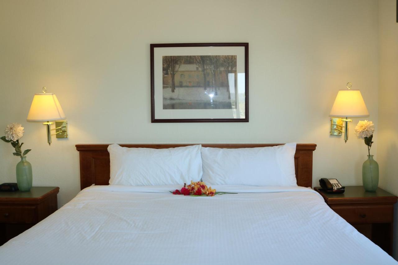 โนแมด โฮเทล แอนด์ สวีท Hotel ฟอร์ตมิคมาร์รีย์ ภายนอก รูปภาพ
